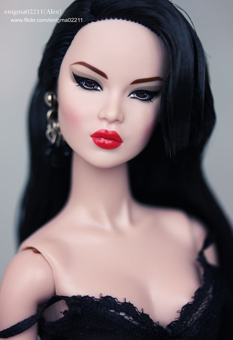 Power House Ayumi | von enigma02211 Barbie Brunette, Poppy Doll, Barbie Face, Barbie Fashionista Dolls, Glamour Dolls, Glam Doll, Lifelike Dolls, Poppy Parker Dolls, Doll Faces