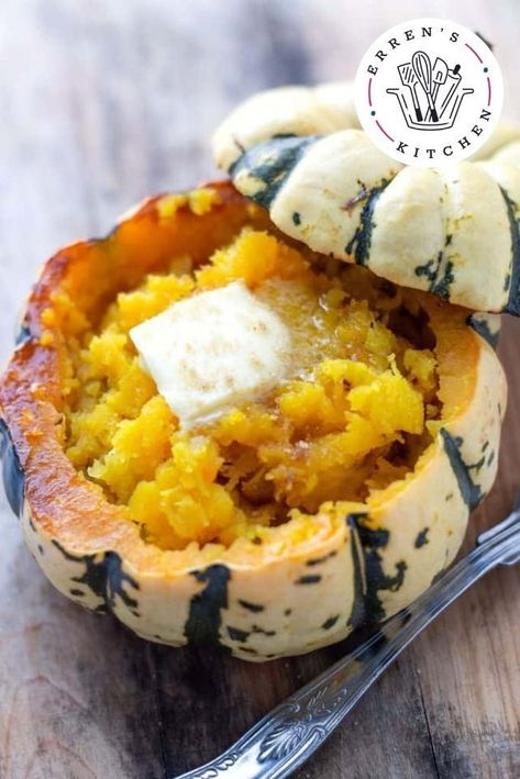 Roasted squash mashed with butter and brown sugar for a simple and delcious side dish everyone will love.#roastedsquash #errenskitchen Dumpling Squash Recipe, Squash Mashed, Acorn Squash Recipes Healthy, Dumpling Squash, Roasted Squash Recipes, Sweet Dumpling Squash, Welcome To Boston, Beet Salad Recipes, Sweet Dumplings