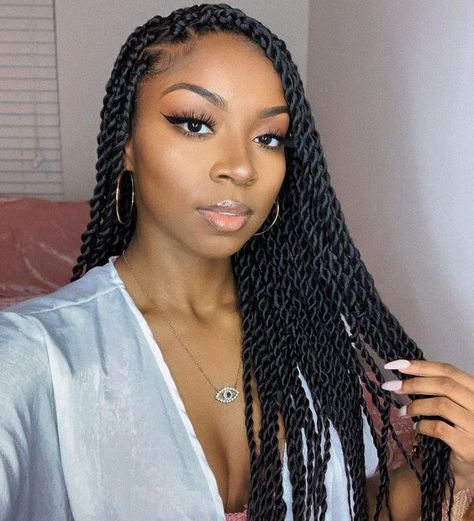 Human Hair Hairstyles Black Women, Marley Twist Hairstyles Medium, Senegalese Twist Braids Medium, Senagele Twist, Large Senegalese Twists, Dr Vacation, Medium Twist Braids, French Twist Braids, Rope Twist Braids