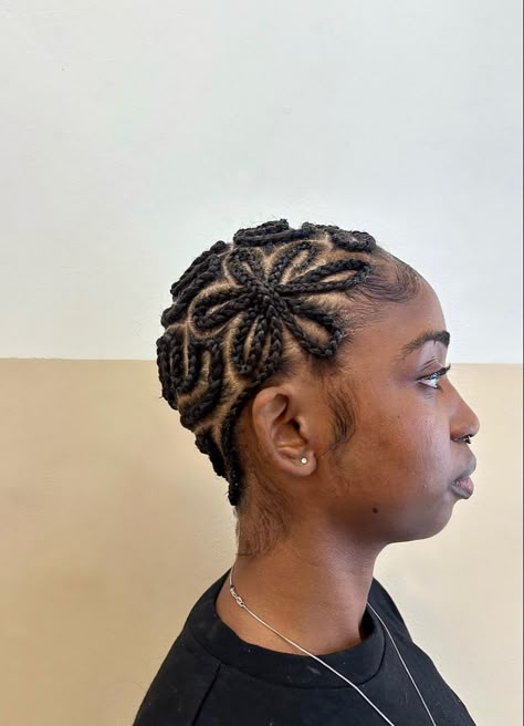 December Hairstyles, Thicken Hair Naturally, Micro Braids Hairstyles, Thicken Hair, Cabello Afro Natural, Braiding Hairstyles, Braided Hairstyles For Black Women Cornrows, Hair Scarf Styles, Braided Cornrow Hairstyles