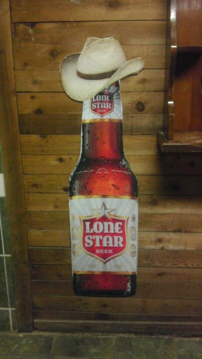 Lone Star Beer (SHANE'S RATING 3.75 out of 5) Lone Star Beer, Southern Preppy Style, Texas Traditions, Texas Beer, Beer Ads, Southern Preppy, Texas Life, Texas Forever, Beer Ad