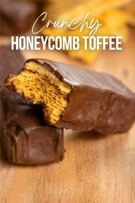 🍯 Crisp and sweet, Honeycomb Toffee is a different kind of treat. 👀 Interested? Click for the full recipe and make some today. #HoneycombToffee #SweetTreats #WhippedRecipes #CandyIdeas Honeycomb Toffee, How To Make Honeycomb, Toffee Crisp, Salted Caramel Popcorn, Snack Treat, Caramel Popcorn, Peanut Butter Cups, Vegetarian Chocolate, Vegan Chocolate