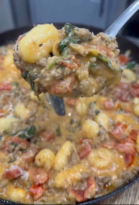 Creamy Beef and Gnocchi - Cooking in the Midwest Ground Beef And Gnocchi Recipes, Ground Beef Gnocchi, Beef And Gnocchi, Beef Gnocchi, Cooking In The Midwest, Potatoe Recipes, Recipes Using Ground Beef, Ground Recipes, Leftover Beef