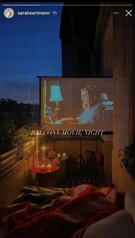 Balcony Movie Night Ideas, Movie Night Balcony, Projector On Balcony, Apartment Date Night Ideas, Balcony Projector Ideas, Balcony Projector, Cute Apartment Balcony, Balcony Movie Night, Bed On The Floor Ideas Cozy Bedroom