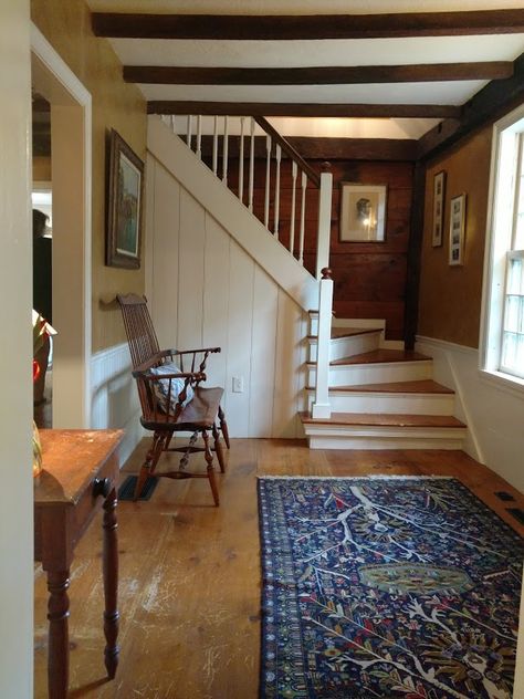 Antique Cape House 9 Old Ashby NH Farm Stairs Ideas, Antique Cape House Interior, Historic Cape Cod House, Entryway Old House, Cape Staircase Ideas, 1850 House Interiors, Early American Home Decor, Early American Decorating New England, 1880s House Interior