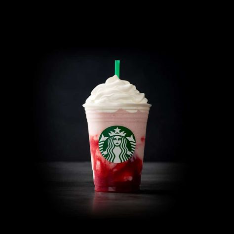 Strawberry Frappuccino Gluten Free Gluten Free Starbucks, Strawberry Frappuccino, Keto Beverages, Iced Chai Tea, Famous Drinks, Starbucks Menu, Cinnamon Dolce, Gluten Free Restaurants, Gluten Free Menu