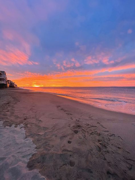 Malibu Sunrise, Landscape Aesthetic, Summer Wallpapers, Pretty Skies, Sky Pics, Jesus Wallpaper, Sky Pictures, Sunset Aesthetic, Sky Photos