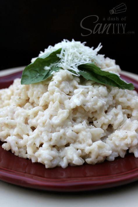 25 Recipes for people who are obsessed with cheese: Cheesy recipes you'll drool over Healthy Risotto, Filet Mignon Chorizo, Cheese Risotto, Creamy Rice, Risotto Recipe, Infused Oil, Rice Dish, Risotto Recipes, Three Cheese