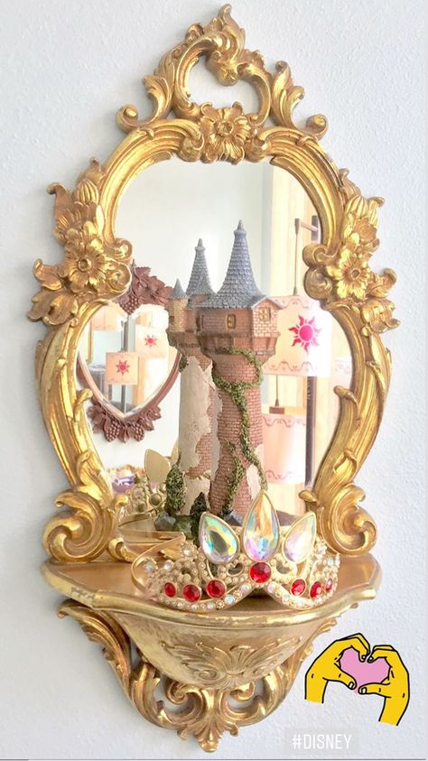 Rapunzel Bathroom, Tangled Room Decor, Tangled Bedroom, Tangled Room, Rapunzel Room, Cinderella Room, Disney Princess Room, Casa Disney, Garden Tower