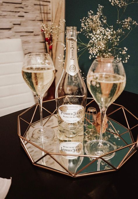 Three glasses of wine and a bottle of champagne on a tray photo – Free Uk Image on Unsplash Wine Glass Pictures, Wine Pics, Year Aesthetic, Champagne Brands, Perrier Jouet, Wedding Bottles, New Year Wallpaper, Alcohol Bottles, Uk Images