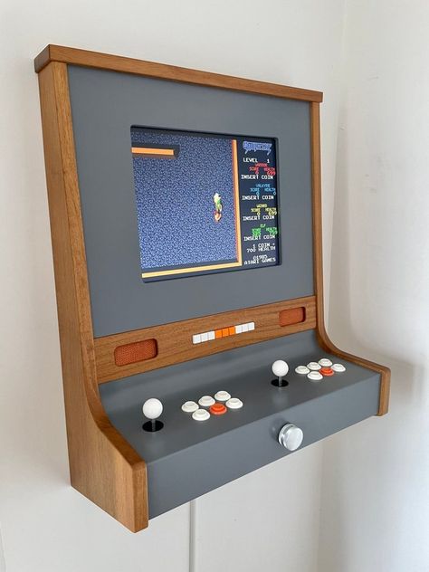 Retropie Arcade, Video Game Cabinet, Arcade Cabinet Plans, Arcade Bartop, Mini Arcade Machine, Diy Arcade Cabinet, Arcade Table, Arcade Retro, Arcade Joystick