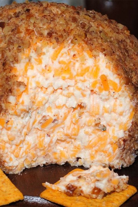 Ranch Cheeseball, Sour Cream Ranch Dressing, Cheese Ball Dip, Cheese Ball Recipes Easy, Buttermilk Ranch, Quick And Easy Appetizers, Ranch Dressing Mix, Cheese Ball Recipes, Recipes Appetizers And Snacks