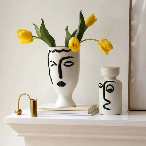 Simple and Modern White Ceramic Face Flower Vase White Beauty Salon, Home Showroom, Ceramic Face, Face Flower, Vase Decoration, Face Vase, Showroom Display, Childrens Lighting, Outdoor Pots