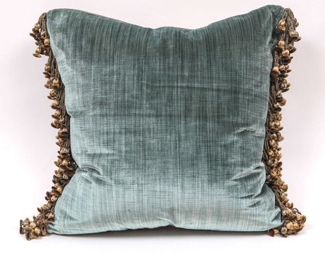 Pair of Luigi Bevilacqua Italian Silk Velvet Pillows Floral Pillows Living Room, Shabby Chic Throw Pillows, Luxury Pillows Decorative, Silk Throw Pillows, Throw Pillows Living Room, French Rococo, Decorative Lumbar Pillows, Luxury Pillows, Pillows Decorative