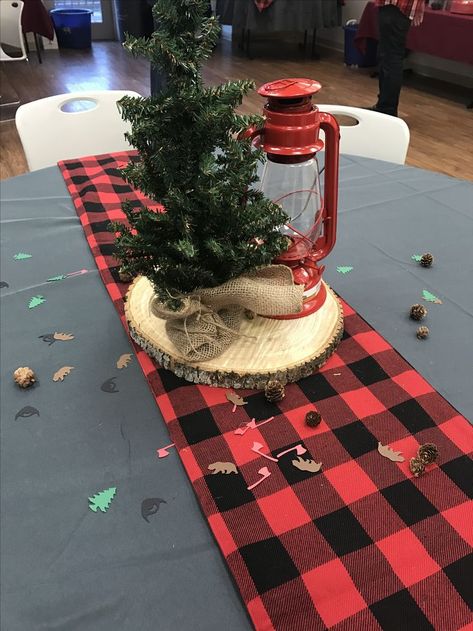 Lumberjack First Birthday Party Table Centerpiece Lumberjack Birthday Party, Glamping Ideas, Lumberjack Baby Shower, Lumberjack Baby, Plaid Party, Lumberjack Birthday, Lumberjack Party, Camping Birthday, Camping Party