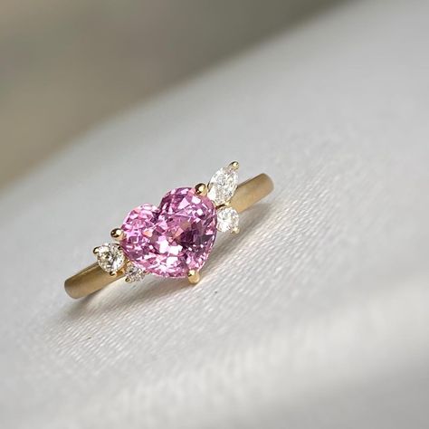 Pink Spinel Ring, Spinel Ring Engagement, Spinel Engagement Ring, Spinel Engagement Rings, Cute Promise Rings, Spinel Jewelry, Jewel Design, Bubble Design, Spinel Ring