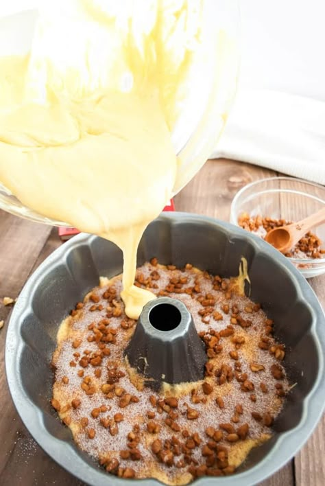 Coffeecake Bundt Cake, Bundt Coffee Cake Recipes From Mix Boxes, Pecan Pie Bundt Cake Recipe, Cinnamon Bunt Cake, Bundt Cake Recipes From Mix Boxes, Pecan Pie Bundt Cake, Bundt Cake Pan Recipes, Bundt Coffee Cake, Coffee Bundt Cake