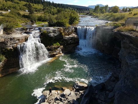 Lundbreck Falls, Travel Alberta, Canadian Travel, Canada Road Trip, Explore Canada, Canadian Rockies, Vacation Places, Travel Bugs, Picnic Area