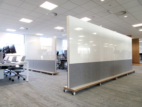 Open Office Partition Design, Office Divider Ideas, Office Partition Ideas, Glass Office Walls, Office Divider, Office Partitions Wall, Desk Partitions, Office Privacy, Office Room Dividers