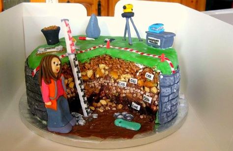 10 Cakes Every Archaeologist Will Want to Stick Their Trowel Into Indiana Jones Cake, Dirty Thirty Cake, Archaeology For Kids, 50th Cake, Ancient Recipes, Happy Birthday Images, Love Cake, Happy Birthday Cakes, Birthday Images