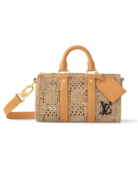 louis vuitton Keepall Bandouliere 25 Large Celebrity Bags, Sac Louis Vuitton, Summer Dressing, Basket Tote, Leather Duffle Bag, Louis Vuitton Keepall, Leather Duffle, Handbag Heaven, Straw Tote