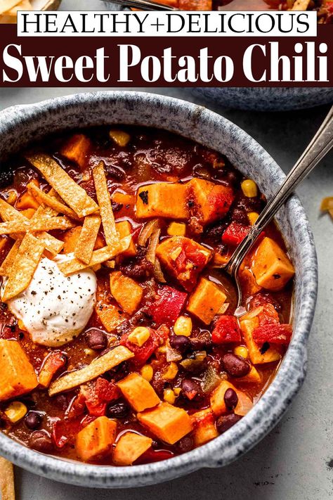 A bowl of cozy and comforting vegetarian Sweet Potato Chili is the perfect weeknight meal. It’s so hearty and flavorful that you won’t even miss the meat! // recipe // vegetarian // vegan // crockpot // instant pot // paleo // whole 30 Sweet Potato Chili Crockpot, Vegetarian Sweet Potato Chili, Black Bean Sweet Potato Chili, Sweet Potato Chili Vegetarian, Chili With Black Beans, Sweet Potato Chili Recipe, Pulled Pork Chili, Sweet Potato Black Bean Chili, Black Bean Sweet Potato