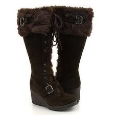 Brown Winter Boots Dr Shoes, Fantastic Shoes, Funky Shoes, 2000s Fashion Outfits, Girly Shoes, Fit Ideas, Alternative Outfits, Vegan Shoes, Pretty Shoes