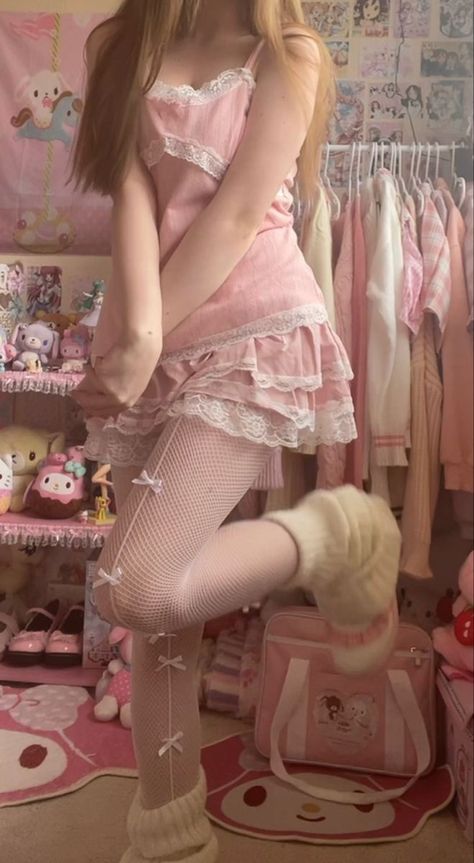 Kawaii Outfit Ideas, Thrift Inspo, Charmmy Kitty, Dream Outfits, Kawaii Fashion Outfits, Swaggy Outfits, Discord Server, Pink Outfits, Really Cute Outfits