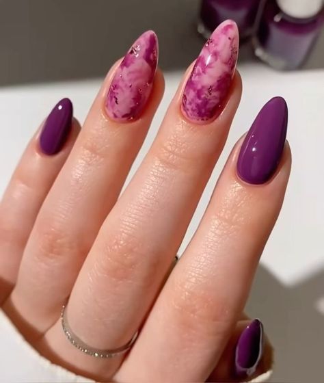 Acrylic Marble Nails, Purple Marble Nails, Two Color Nails, Marble Nail Polish, Ombre Nail Colors, Magenta Nails, Nail Extensions Acrylic, Marble Nail, Acrylic Nail Set