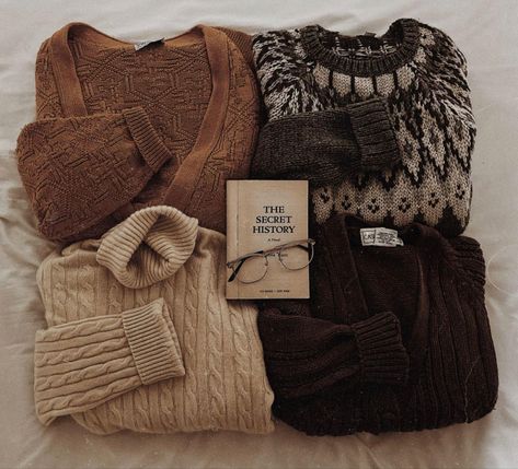 Remus Lupin Outfit Aesthetic Girl, Cozy Sweaters Autumn, Dark Academia Outfits, Academia Outfits, Autumn Fits, Remus Lupin, Downtown Girl, Autumn Vibes, Swaggy Outfits