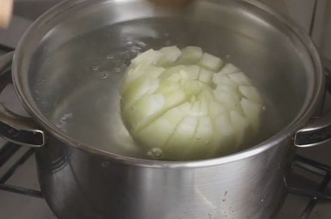 Blooming Onion Batter Recipe, Small Blooming Onion Recipe, Cornbread Blooming Onion, Easy Blooming Onion, Bloomin Onion Recipe, Airfryer Mini Blooming Onion, Bloomin Onion Air Fryer, Baked Blooming Onion, Blooming Onion Sauce