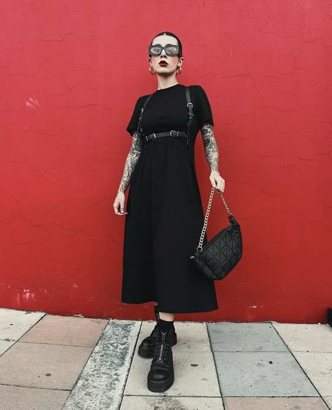 Edgy Fashion Style Women, Midi Dress Bodycon Outfit, Black Dress With Harness Outfit, Dark Fashion Summer, Goth Dinner Date Outfit, Elegant Alternative Style, Summer Goth Concert Outfit, Orchestra Concert Outfit Black Classy, Goth Minimalist Fashion