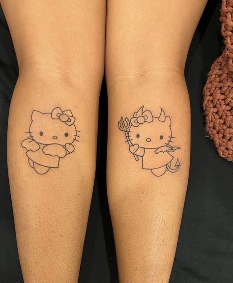 Tattoo Hello Kitty, Tatuaje Hello Kitty, Partner Tattoos, Kitty Tattoos, Maching Tattoos, Sunflower Tattoo Sleeve, Hello Kitty Design, Matching Best Friend Tattoos, Hello Kitty Tattoos