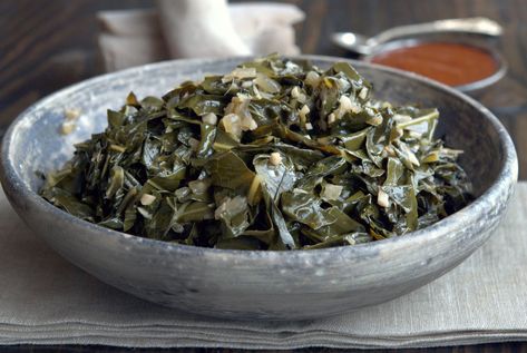 Ethiopian Collard Greens (Gomen) with Awaze Southern Style Collard Greens, Southern Collard Greens, Southern Foods, Collard Greens Recipe, Southern Proper, Ethiopian Food, Southern Dishes, Southern Food, Health Nut