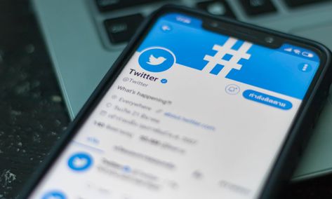 10 Advanced Twitter Tips To Help Your Twitter Account Grow Fast #NeilPatel #SEO Search Engine Marketing Sem, Twitter Ads, Digital Ads, Launch Campaign, Conversion Rate Optimization, Paid Ads, Tech Industry, Latest Mobile Phones, New Twitter