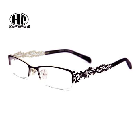 Gothic Glasses, Glasses Inspiration, Women's Eyewear, Unique Glasses, Womens Glasses Frames, Women Glasses, Eyeglasses Frames For Women, Cool Glasses, Cute Glasses