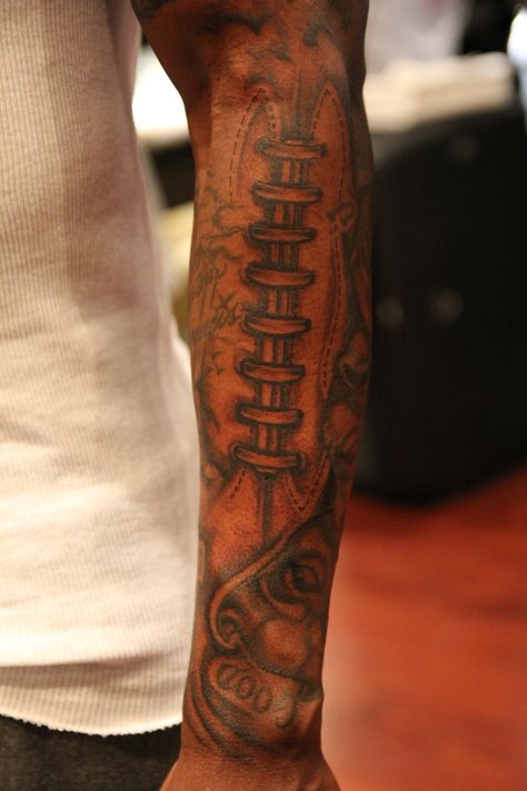 Football stitching Tattoo  Andre Johnson (@Johnson80) of the Houston Texans American Football Tattoo Ideas For Men, American Football Tattoo, Cherokee Tattoos, Andre Johnson, Bicep Tattoo Men, Tattoo Sites, Football Tattoo, Sport Tattoos, Men Tattoos Arm Sleeve