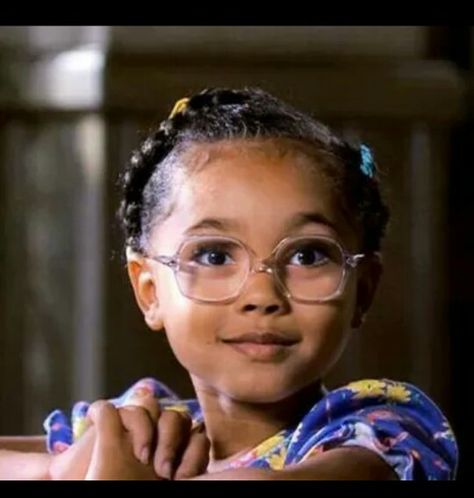 Kiami Davael played Lavender in Matilda. #TooCute #Adorbs #BabyLove #BlackIsBeautiful #BlackBeauty Lavender Matilda, Matilda Movie, Mara Wilson, Quick Hairstyles For School, Danny Devito, Now And Then Movie, We Are The World, Roald Dahl, Black Kids