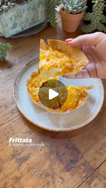 Easy Frittata Recipe, Brunch Board, Easy Frittata, Tortilla Wrap, Fried Breakfast, Low Carb Low Fat Recipes, Frittata Recipe, Breakfast Goodies, Diet Recipes Easy