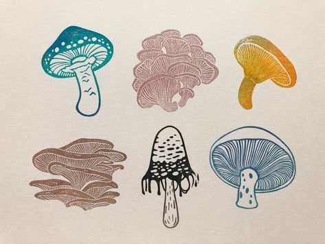 Mushroom Stamp, Moth Artwork, Hand Carved Rubber, Lino Art, Moth Art, Hand Carved Stamps, Stamp Carving, Handmade Stamps, Linocut Art