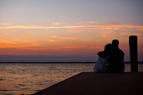 Sunset Pictures With Couples Couple Sunset Aesthetic, Summer Aesthetic Couple, Small Town Summer Aesthetic, Sunset Aesthetic Quotes, Small Town Summer, Small Beach Town, Stable Relationship, Couple Sunset, Relationship Aesthetic