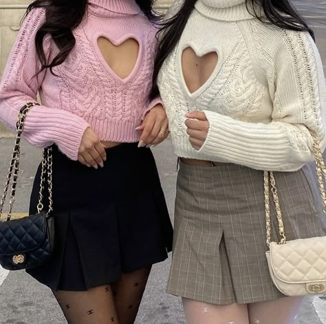 Matching Date Night Outfits, Pattern Outfits, Cutout Sweater, Cozy Winter Outfits, Girl Y2k, Looks Street Style, Outfit Inspo Fall, Kawaii Clothes, Girly Outfits