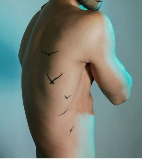 Bird Tattoo Ribs, Rib Tattoos For Guys, Small Tattoos For Men, Bird Tattoo Men, Flying Bird Tattoo, Tattoo Bird, Small Bird Tattoo, Tattoo Trend, Men Tattoos