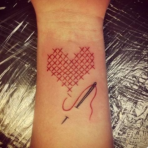 Cross Stitch Tattoo, Sewing Tattoos, Grandma Tattoos, Tattoo Painting, Stitch Tattoo, Theme Tattoo, Geniale Tattoos, Beautiful Cross Stitch, Cross Stitch Heart