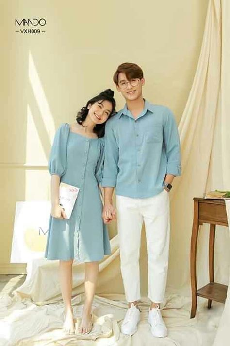 Prewedding Couple Dress, Casual Prenup Outfit, Couple Style Fashion Outfits, Couple Outfit Ideas Matching, Couple Dresses Casual, Couple Outfits Korean, Korean Couple Outfits, Prenup Outfit, Prenuptial Photoshoot