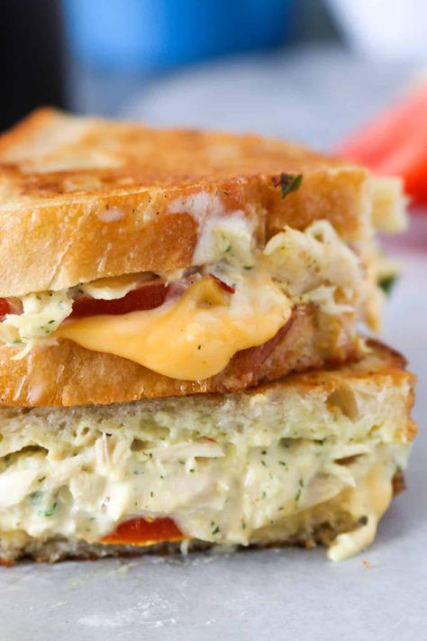 Cheese Crusted Hawaiian Grilled Cheese, Tuna Grilled, Swiss Grilled Cheese, Gourmet Sandwiches Recipes, Picky Bits, Awesome Sandwiches, Gourmet Grilled Cheese Sandwich, Sandwich Boards, Seafood Sandwiches