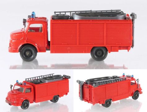 Credit: adrianz toyz: WIK-623-MB-B Wiking 623 Mercedes-Benz Rüstwagen fire service rescue vehicle – 1:87 scale model made in Germany. I already had one of these, but the searchlight was broken, then I noticed the dinghy was a different shade of grey on this, so I have to keep them both! Wiking Autos, Rescue Vehicles, Fire Service, Scale Model, Scale Models, Mercedes Benz, Germany, Vehicles, Grey