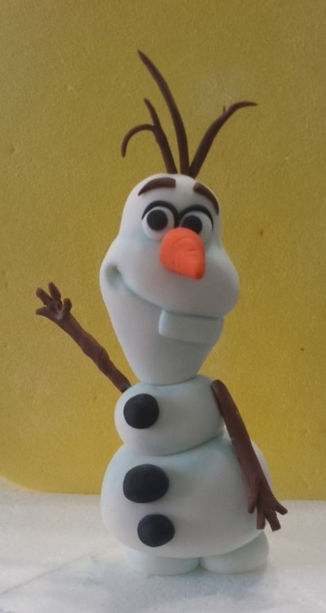 Frozen Fondant Cake, Fondant Olaf, Frozen Fondant, Sharon Davis, Olaf Cake, Disney Frozen Cake, Frozen Theme Cake, Elsa Cakes, Frozen Birthday Cake