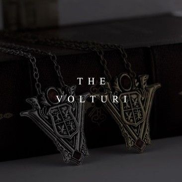 Volturi Aesthetic, Alec Volturi, The Volturi, Aro Volturi, Modern Vampires, Fandom Jewelry, Twilight Pictures, Twilight Fans, Jamie Campbell Bower