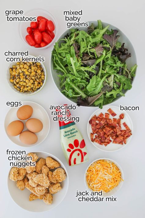 Chickfila Salad Copycat, Chick Fil A Cobb Salad Recipe, Chick Fil A Salad Recipe, Fast Food Salads, Avocado Lime Ranch Dressing, Healthy 2024, Cobb Salad Ingredients, Classic Cobb Salad, Copycat Chick Fil A